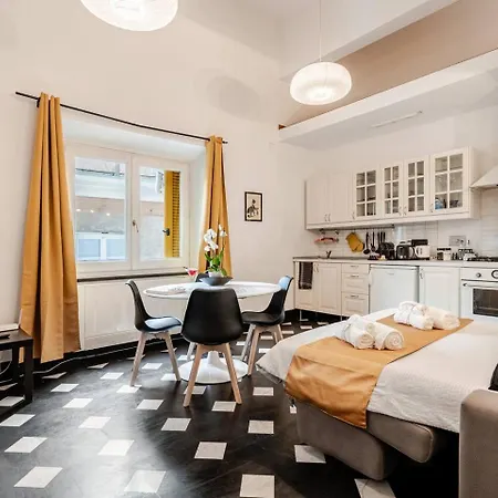 Apartment 16th Century World Heritage, Via Garibaldi